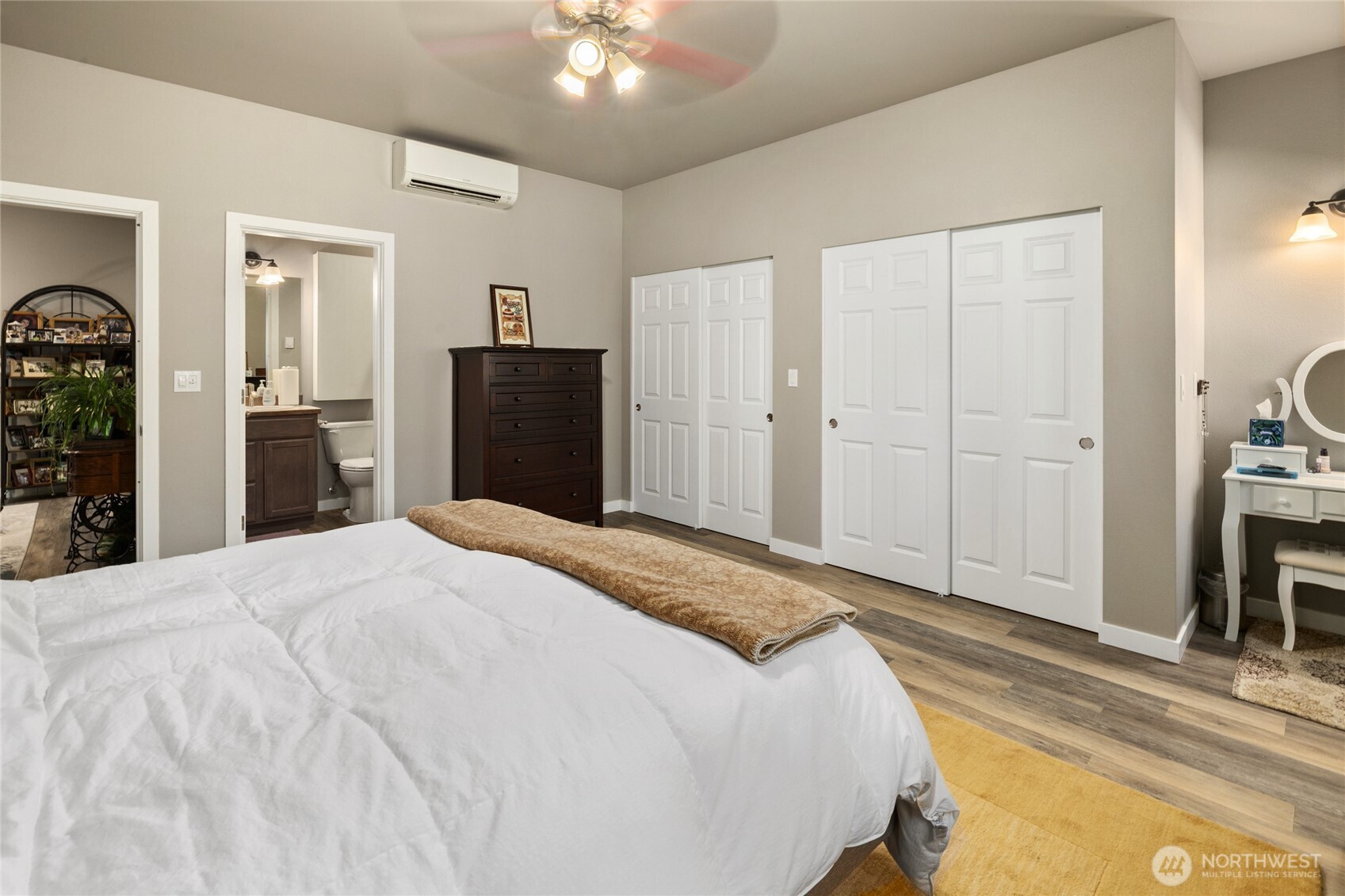 4652 Airport Road Property Photo 9