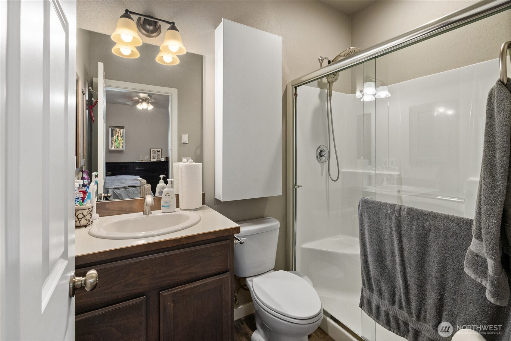 4652 Airport Road Property Photo 10