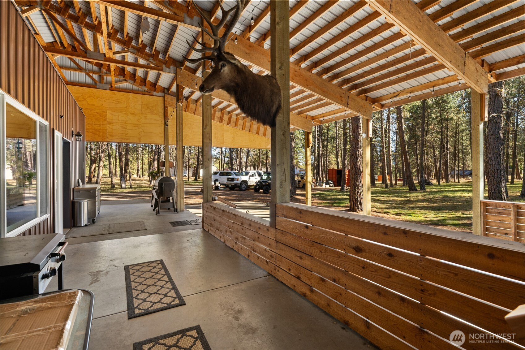4652 Airport Road Property Photo 19