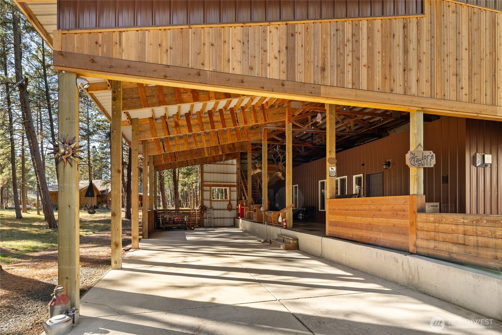 4652 Airport Road Property Photo 22