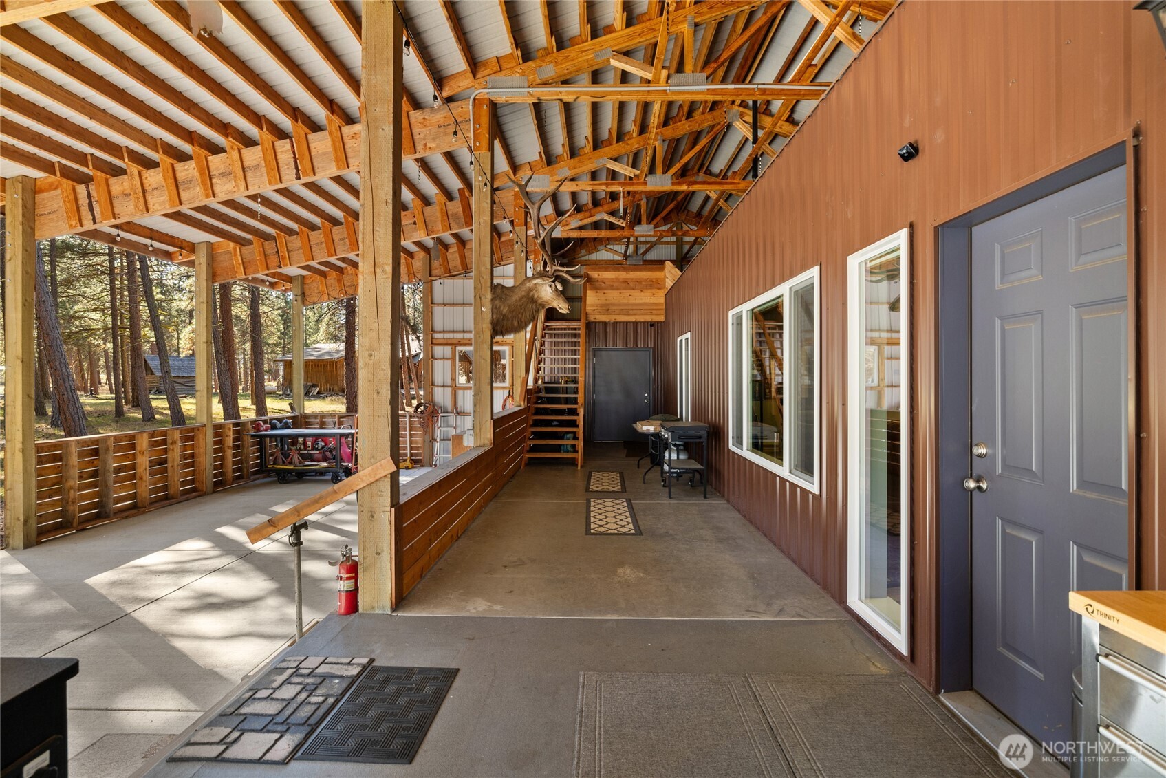 4652 Airport Road Property Photo 23