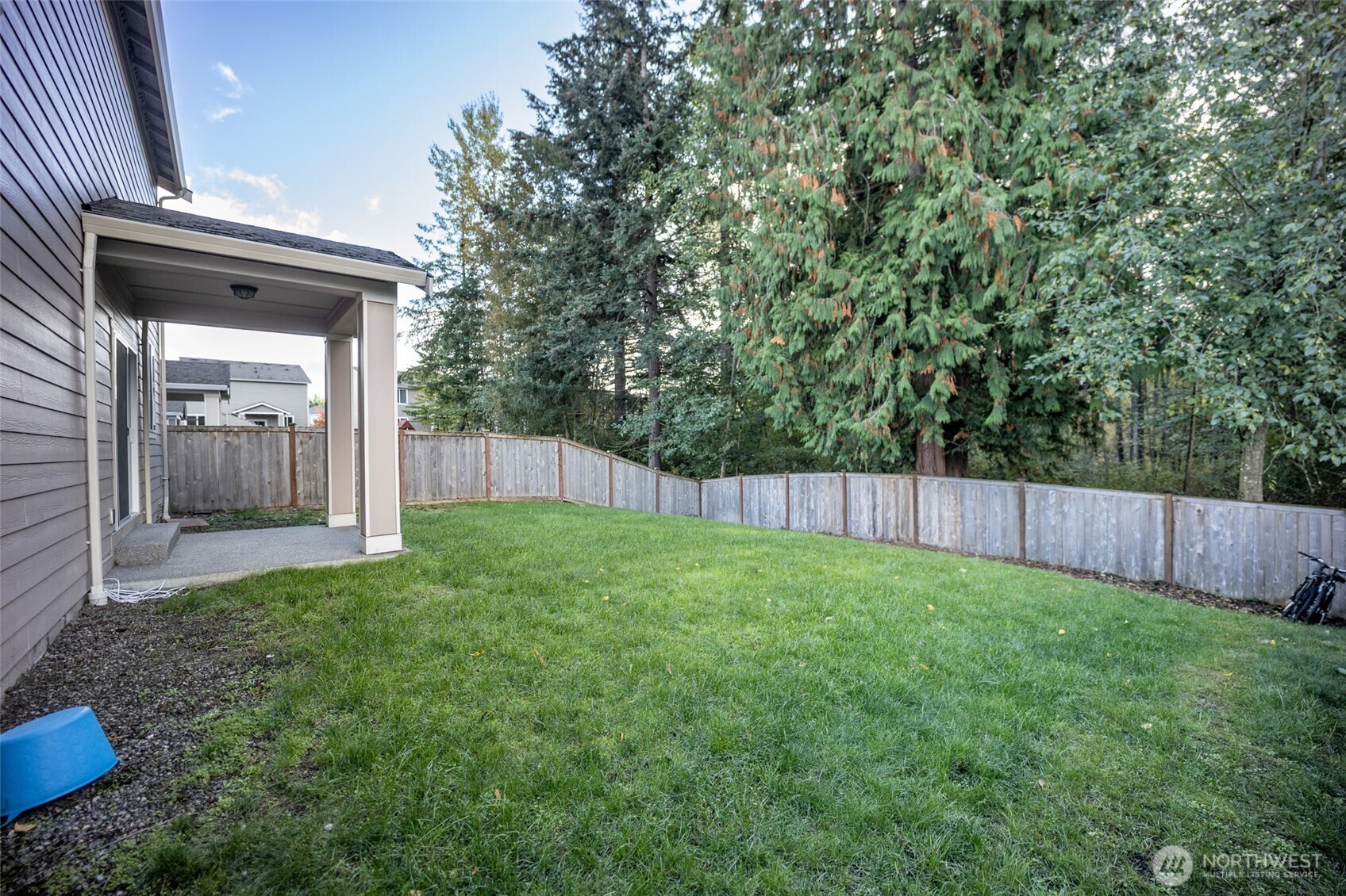 13808 65th Ave E Property Photo 6