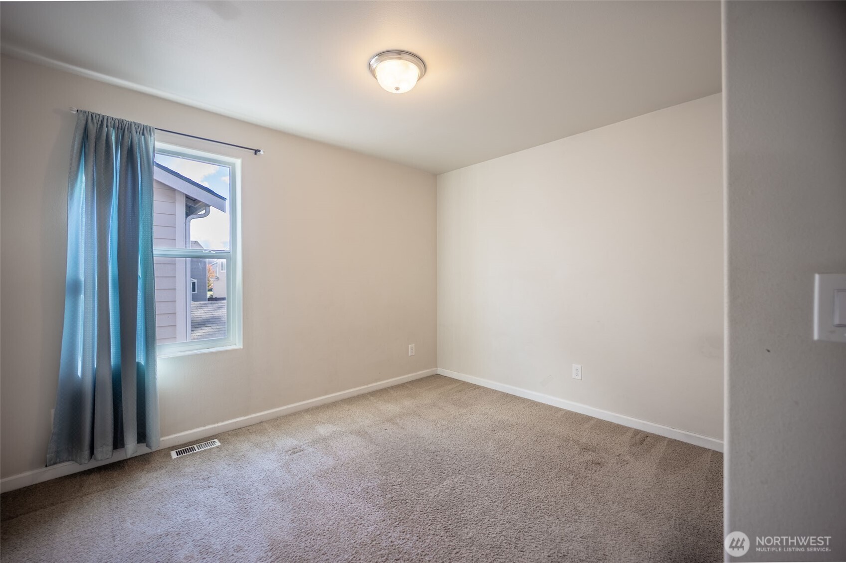 13808 65th Ave E Property Photo 27