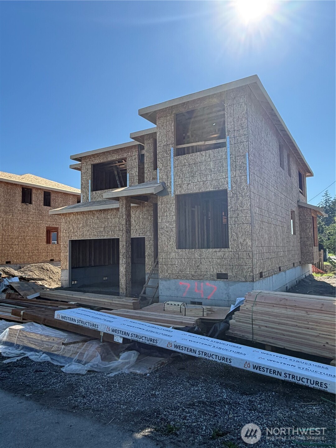 747 Maple Avenue Property Photo 2