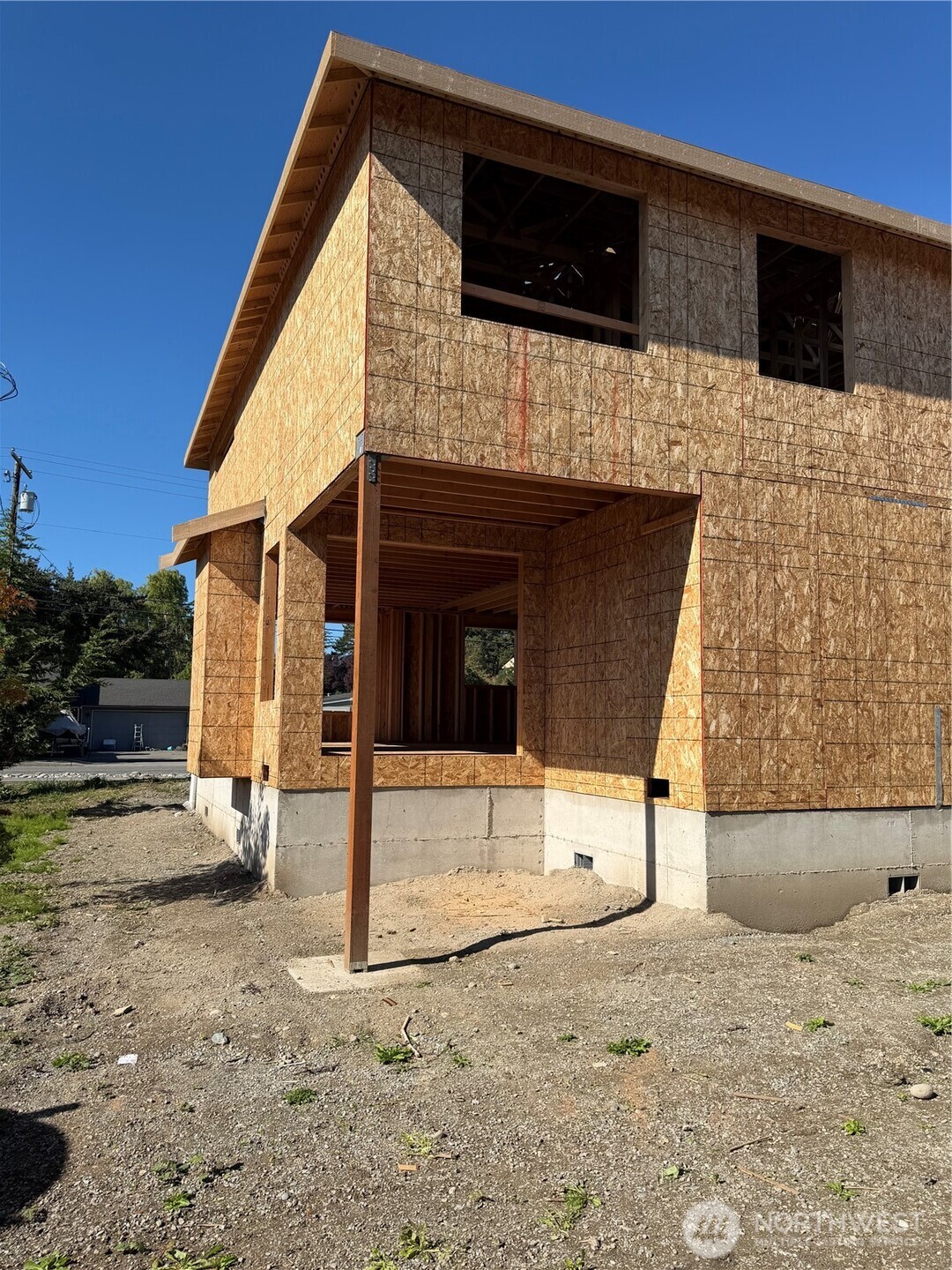 747 Maple Avenue Property Photo 3