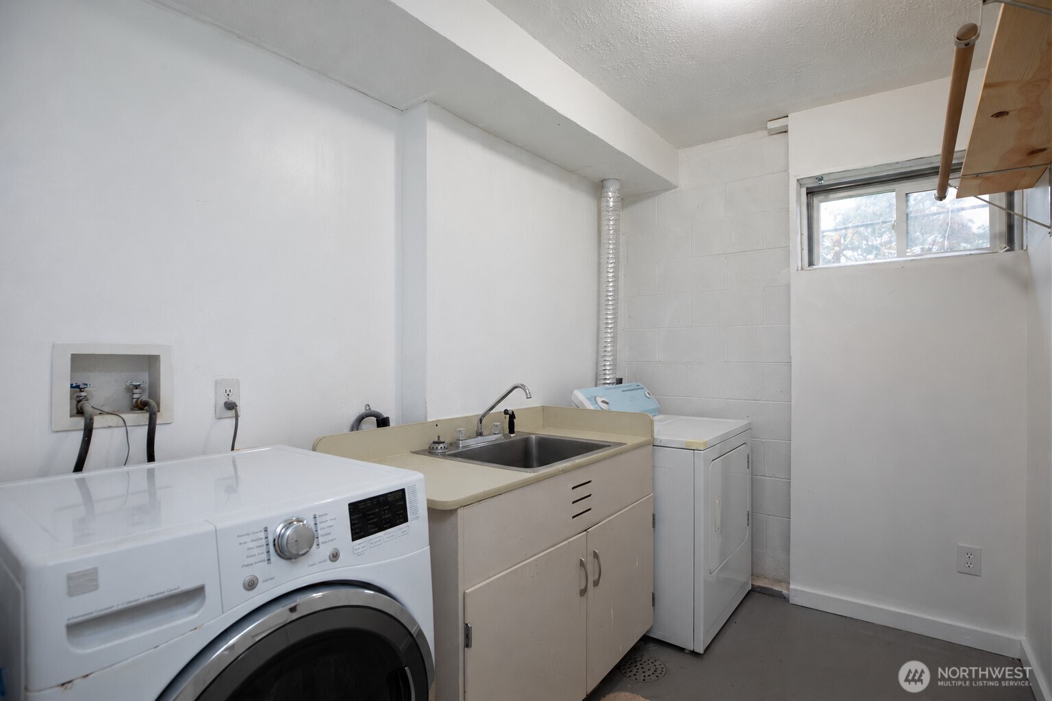 10214 4th Avenue B Property Photo 18