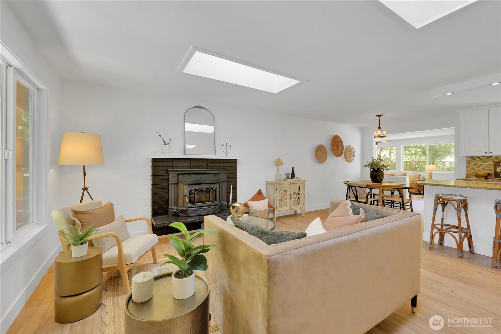 20915 W Richmond Road Property Photo 6