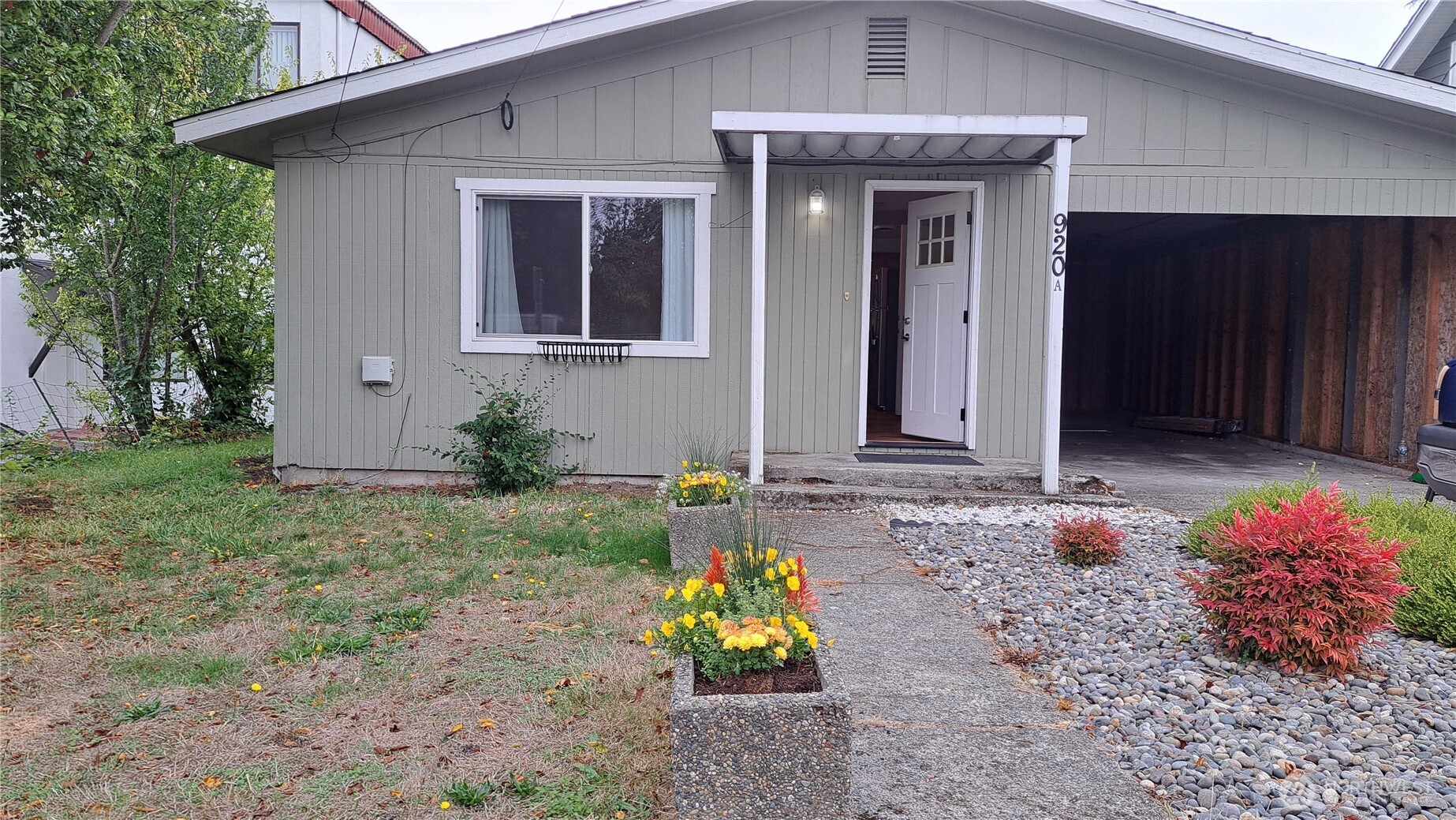 920 Highland Avenue A Property Photo 1