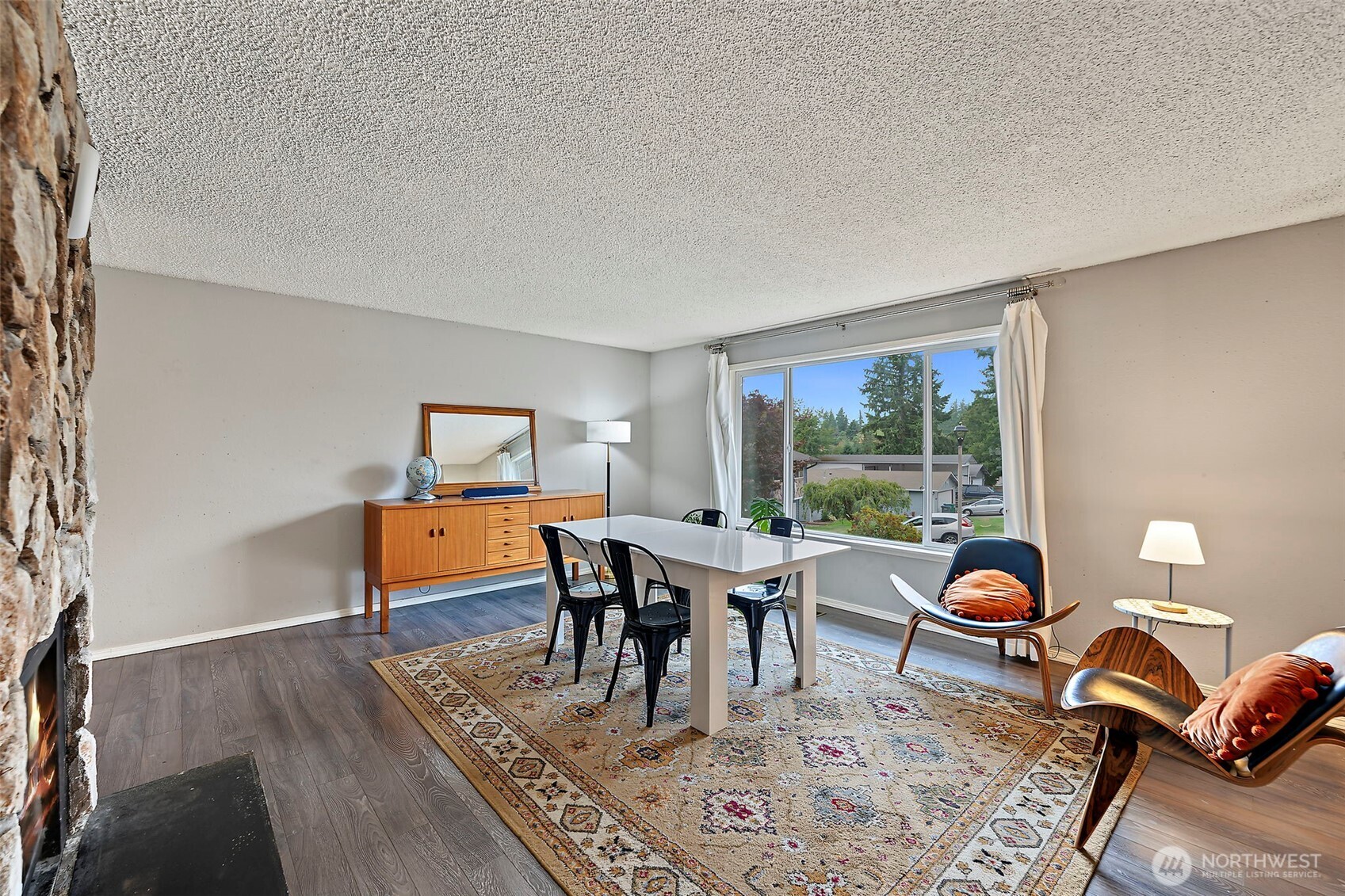 6873 Helena Drive Property Photo 8