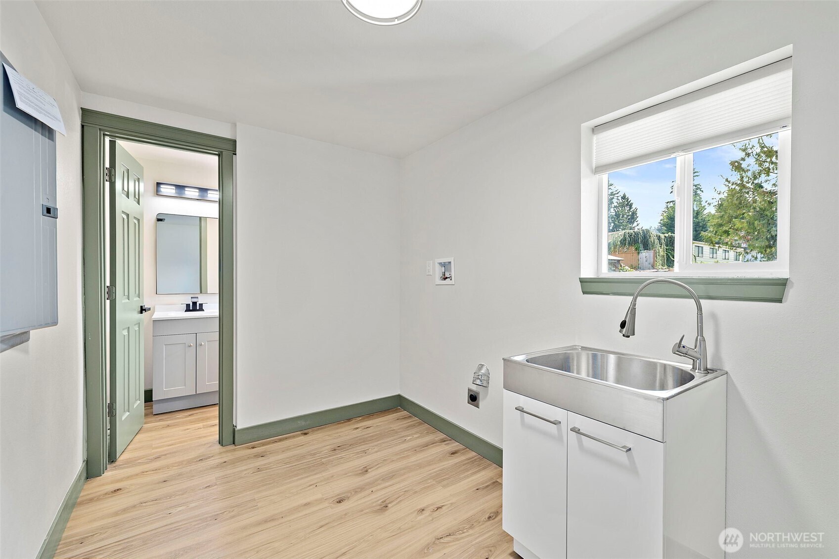 1008 E Guiberson Street Property Photo 13