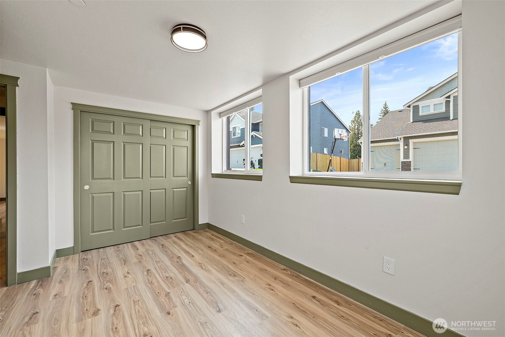 1008 E Guiberson Street Property Photo 31