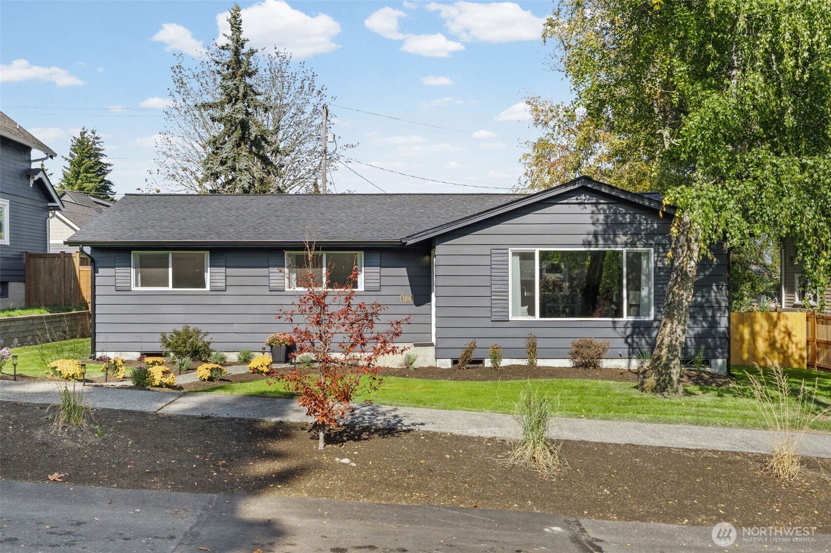3205 S 7th Street Property Photo 1