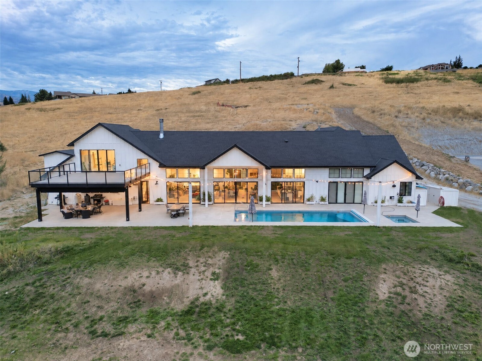 4795 Chelan Boulevard Property Photo 1