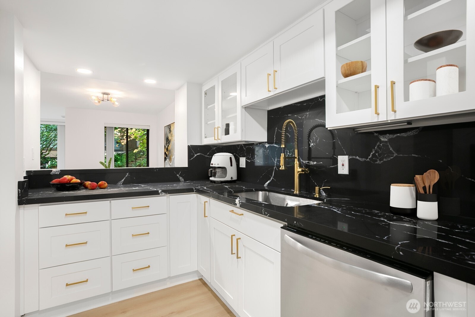 15512 Country Club Drive B16 Property Photo 1
