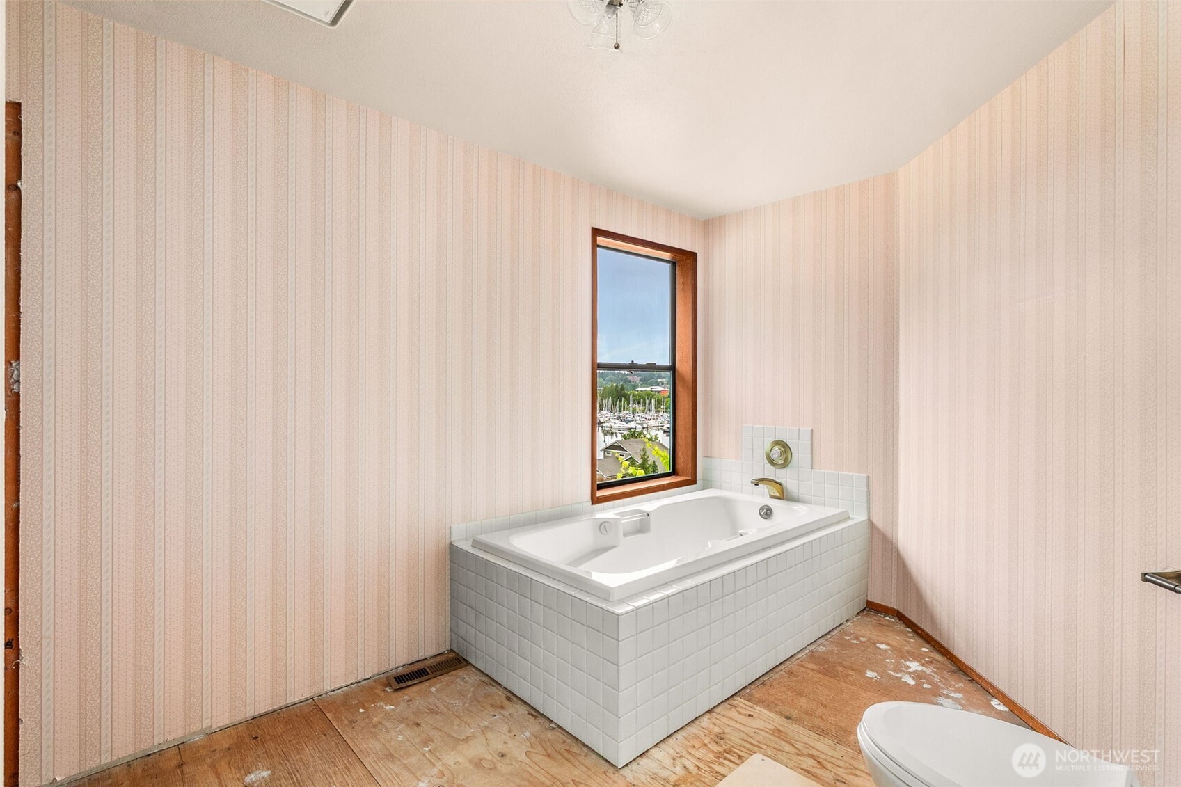 812 San Francisco Avenue Property Photo 22