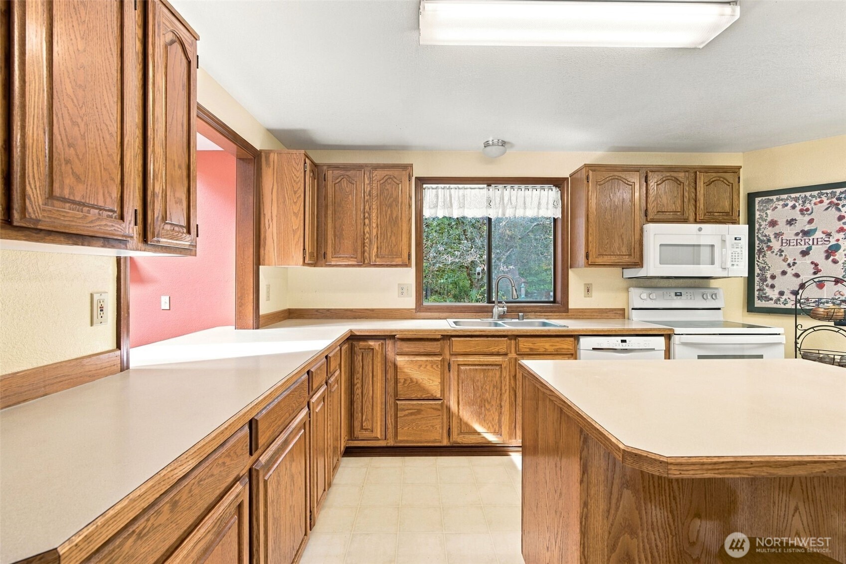 9822 Dempsey Lane Property Photo 13