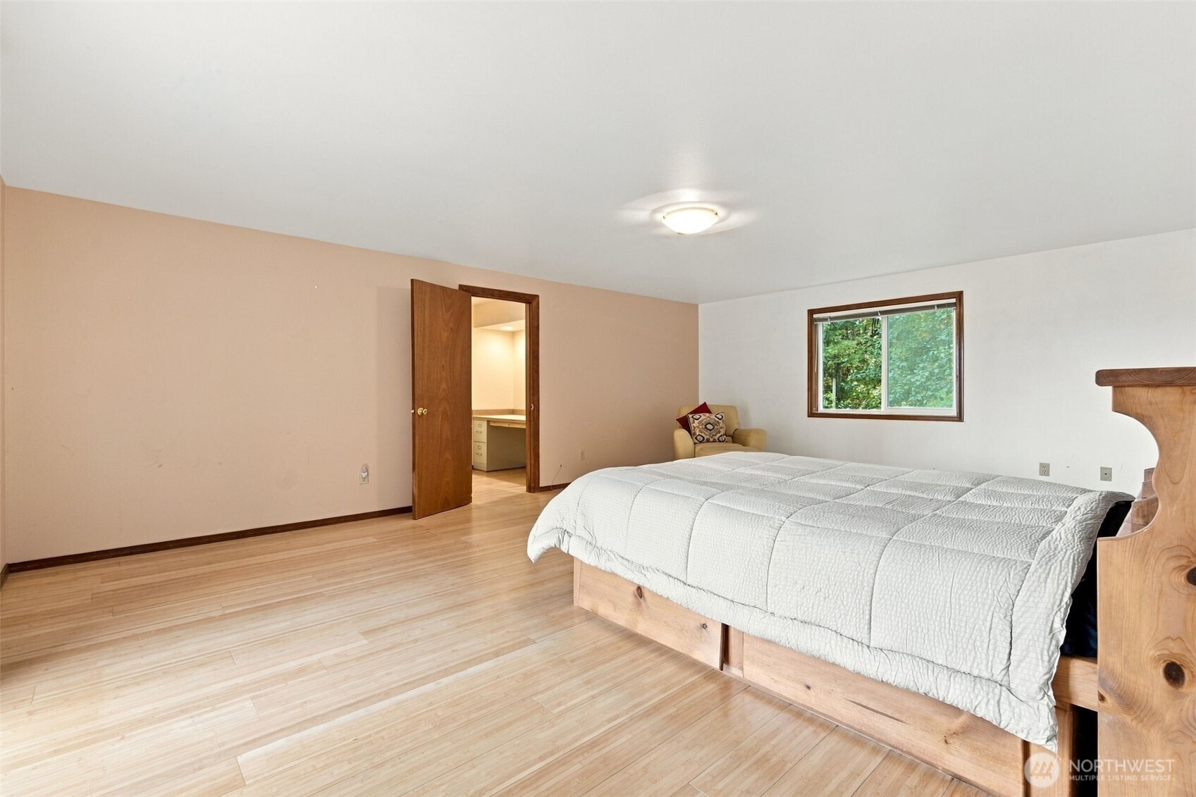 9822 Dempsey Lane Property Photo 17
