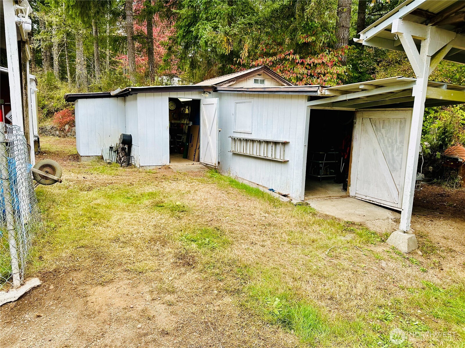 1231 E Island Lake Drive Property Photo 11