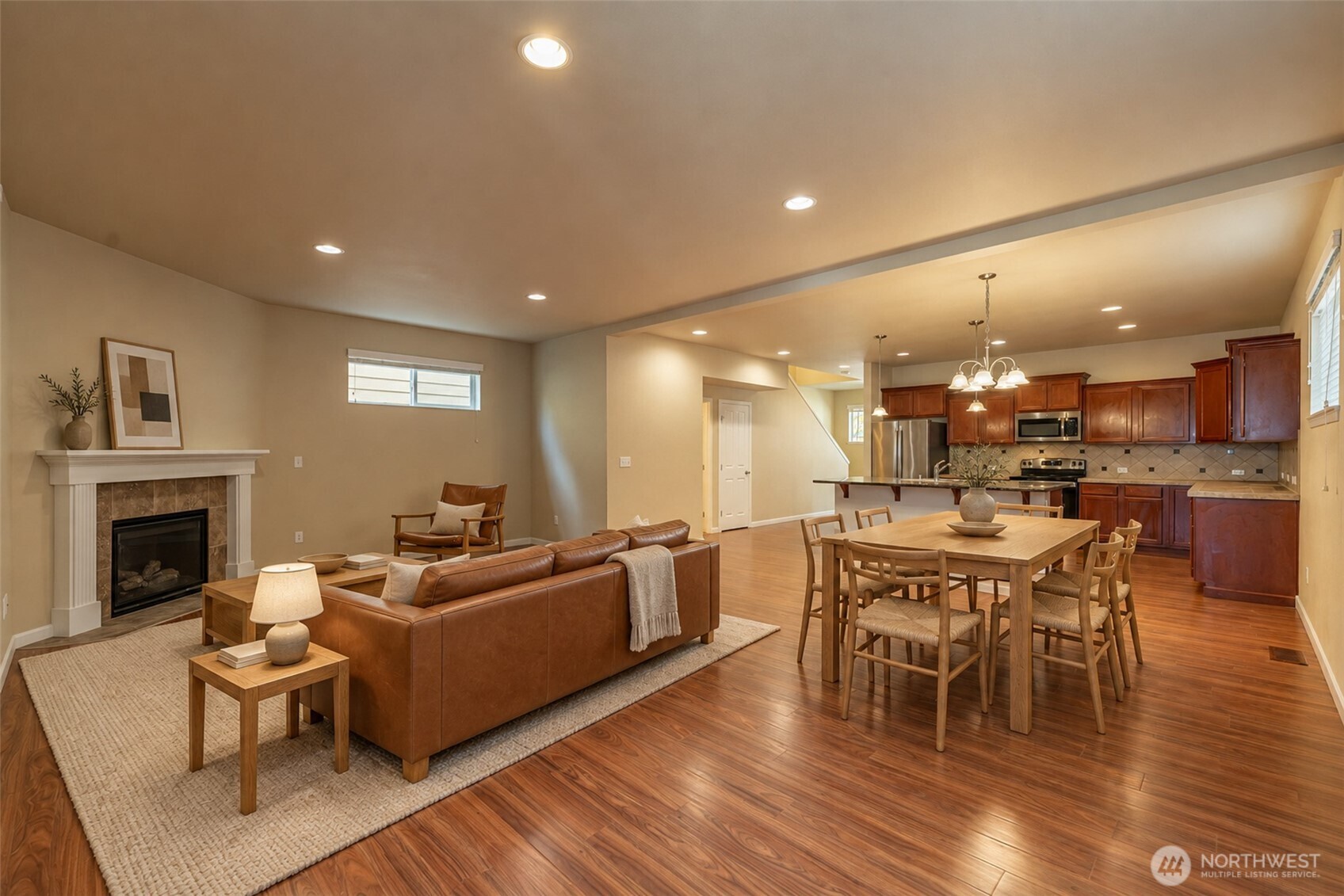 4522 Edgewater Boulevard Property Photo 15