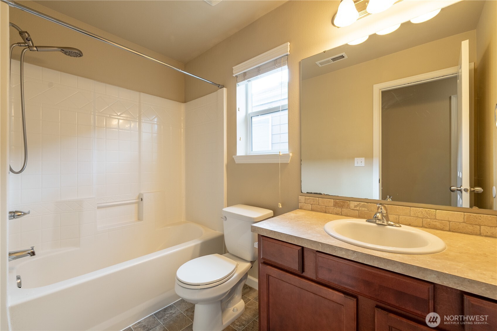 4522 Edgewater Boulevard Property Photo 30