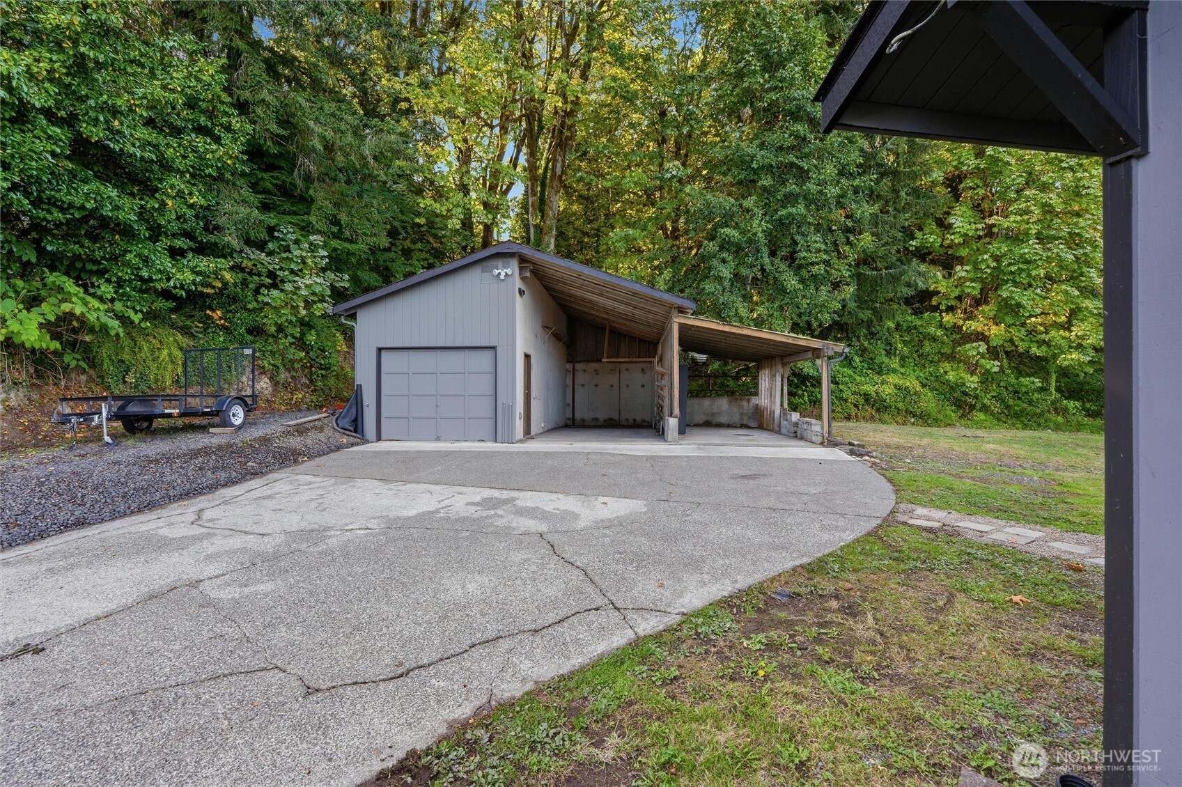 151 E Barbary Drive Property Photo 26