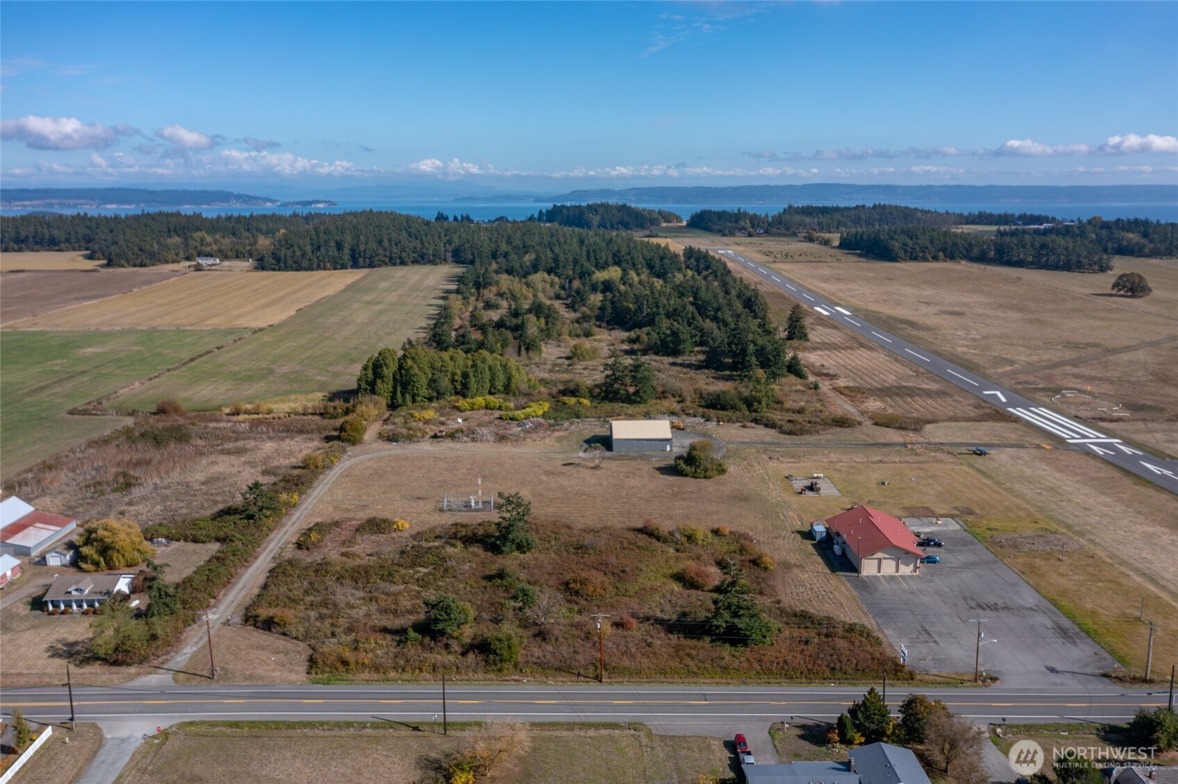 1180 Monroe Landing Road Property Photo 2
