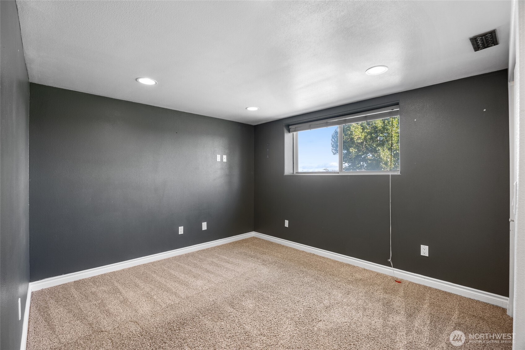 303 W Northshore Drive Property Photo 26