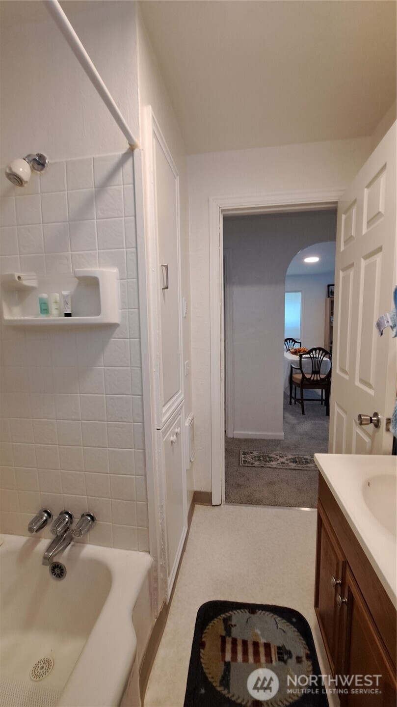 1720 Snyder Avenue Property Photo 21