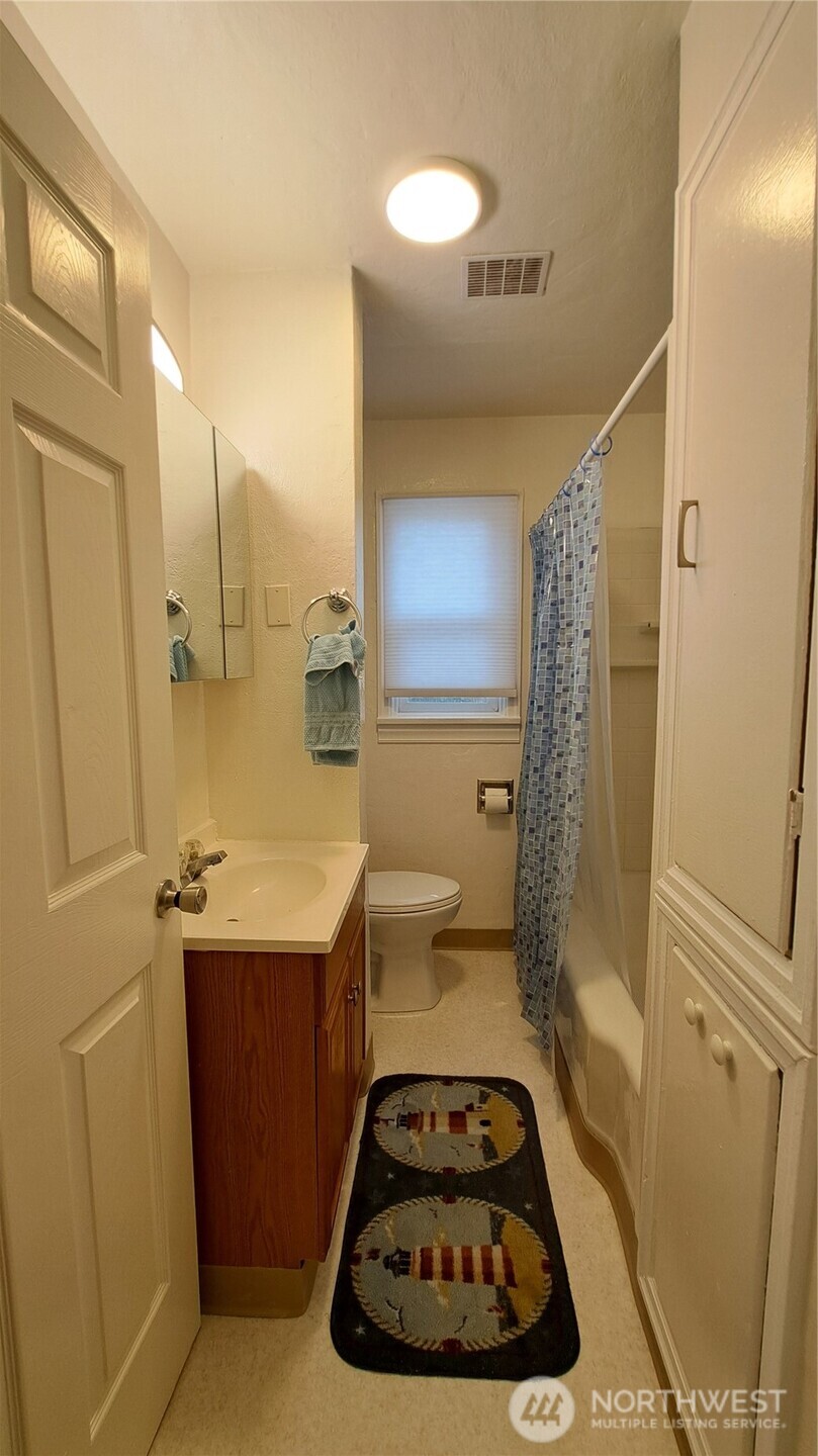 1720 Snyder Avenue Property Photo 23
