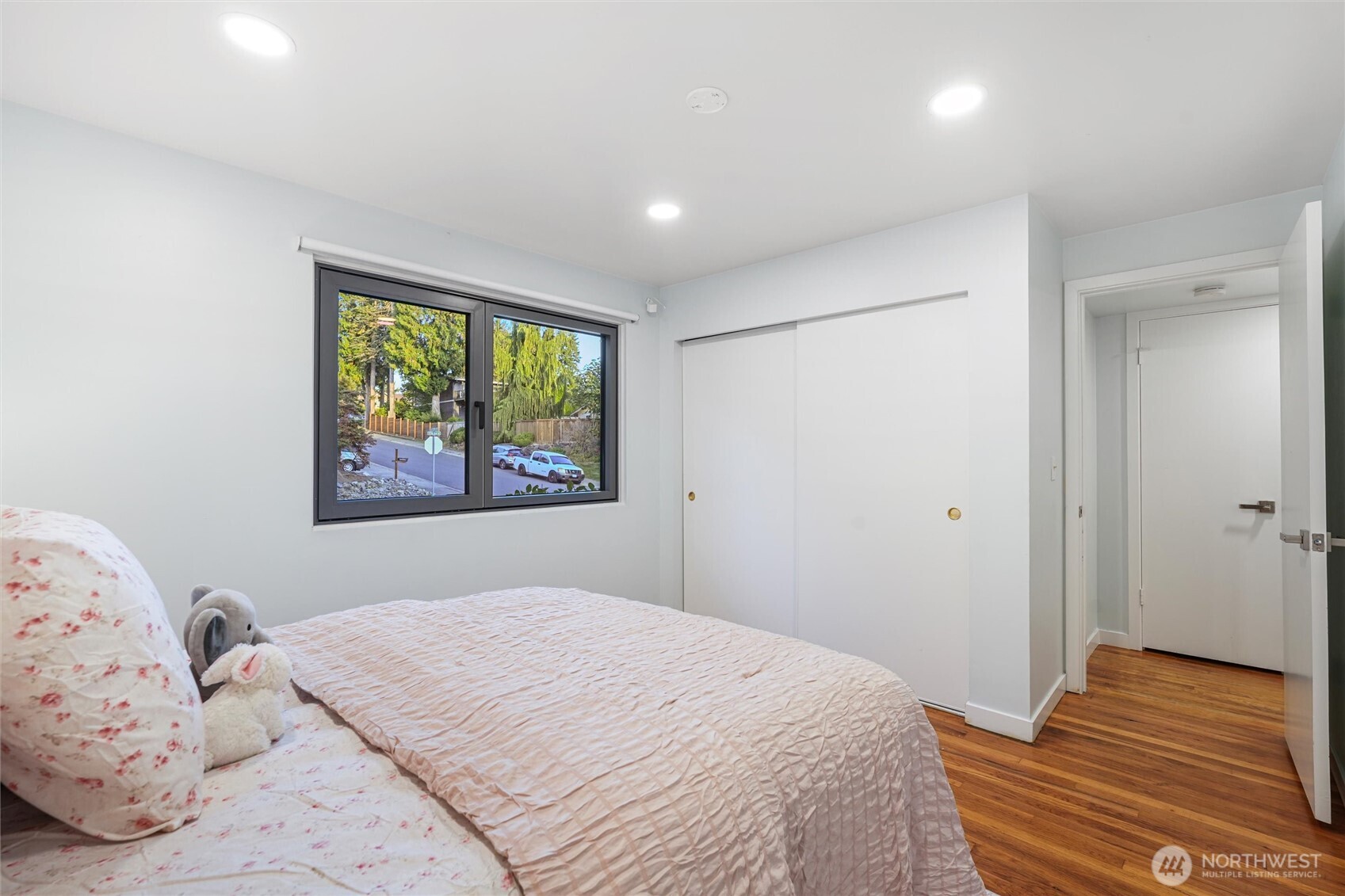 13701 115th Avenue Property Photo 16