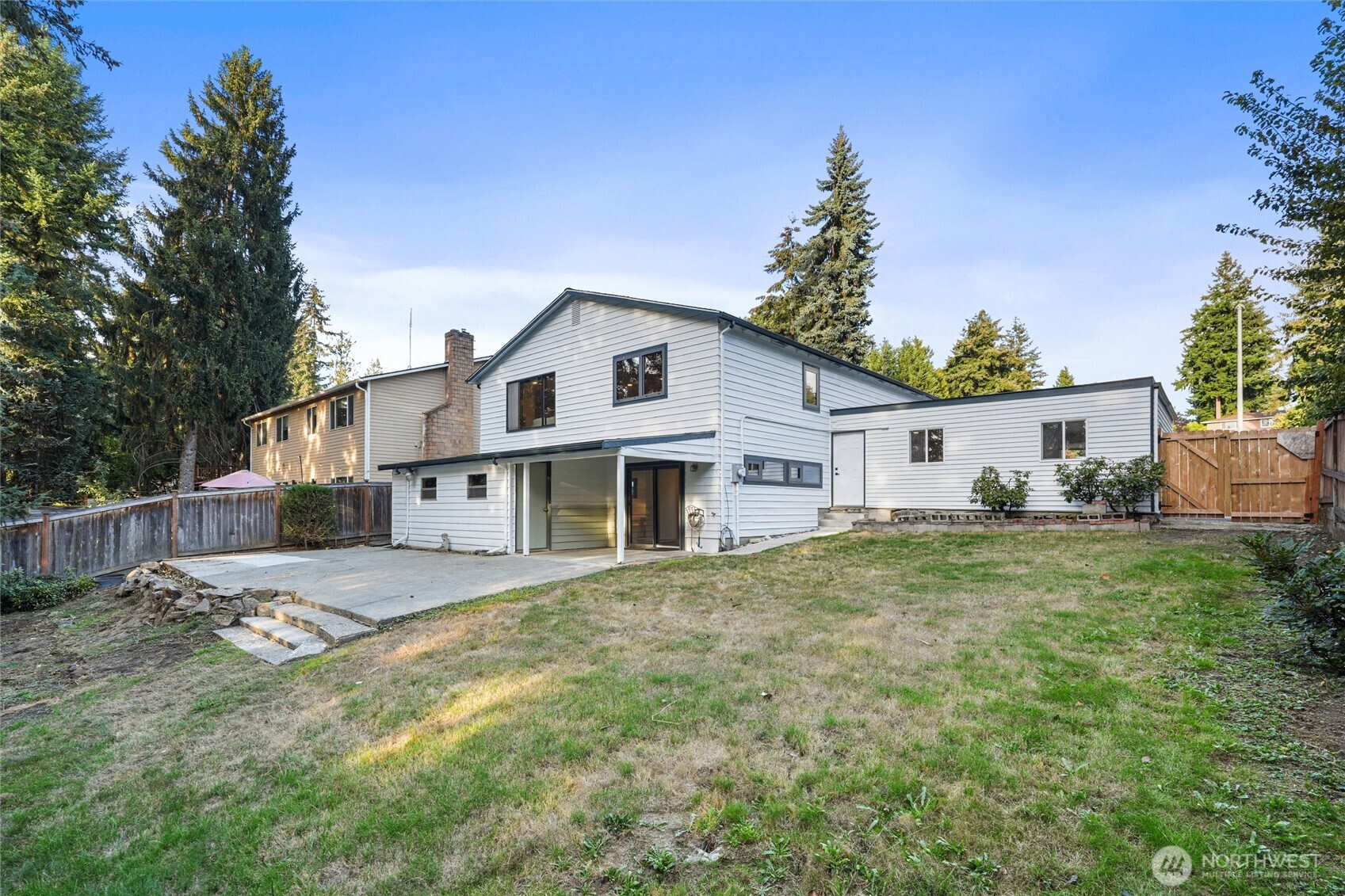 13701 115th Avenue Property Photo 32