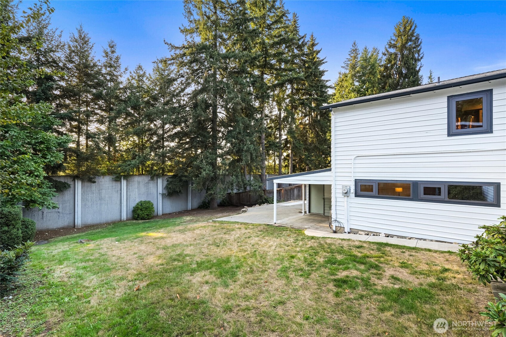 13701 115th Avenue Property Photo 34
