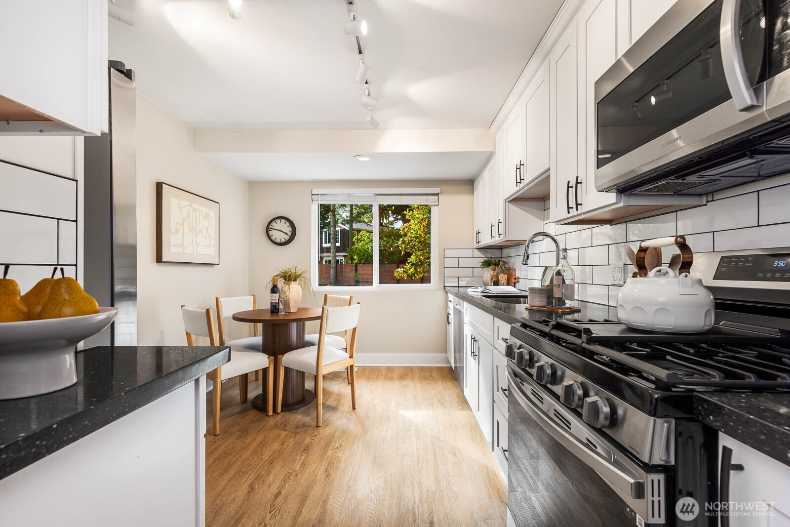 10208 114th Place Property Photo 7