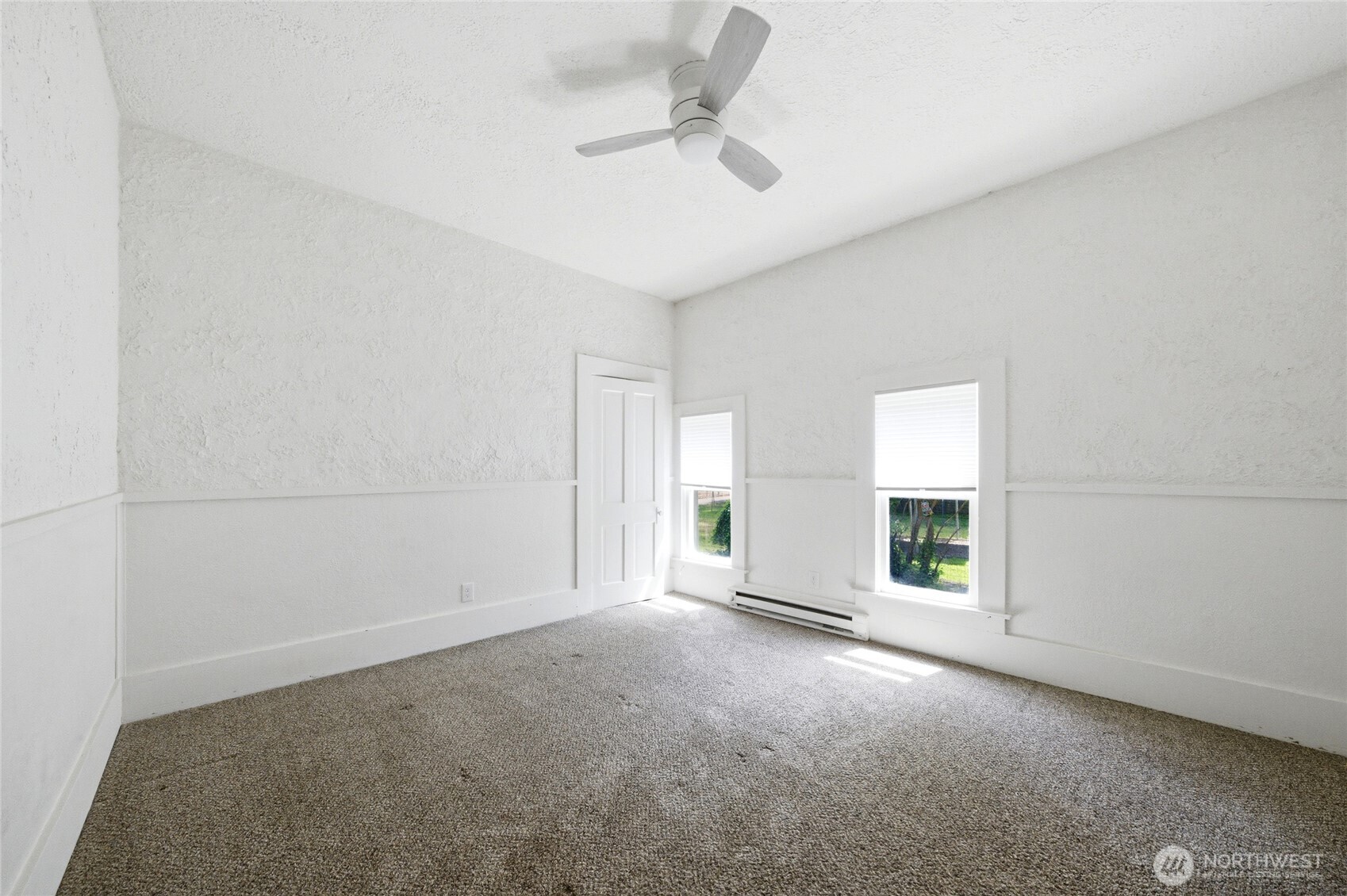 1040 Pomona Street Property Photo 12
