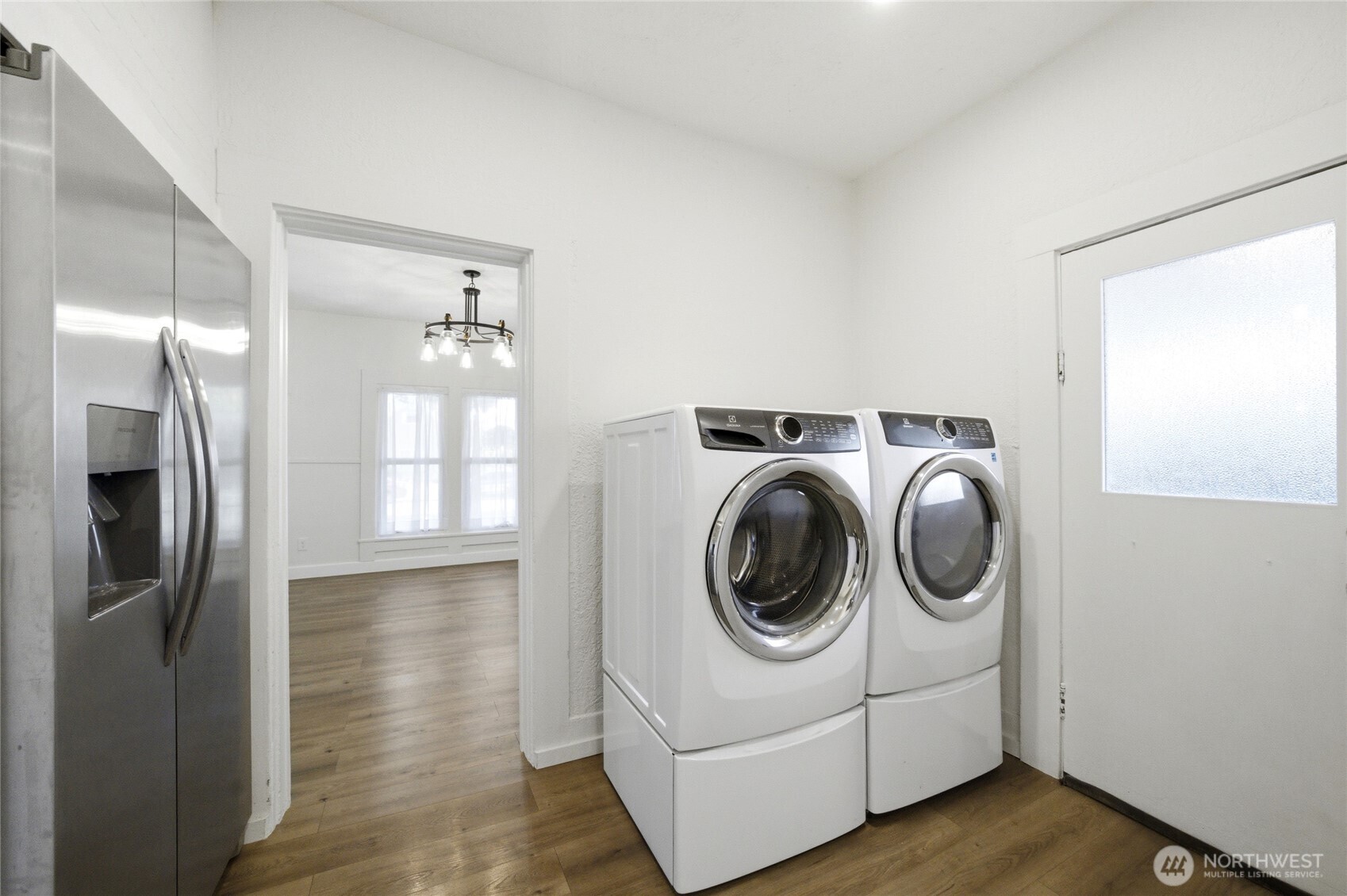 1040 Pomona Street Property Photo 18
