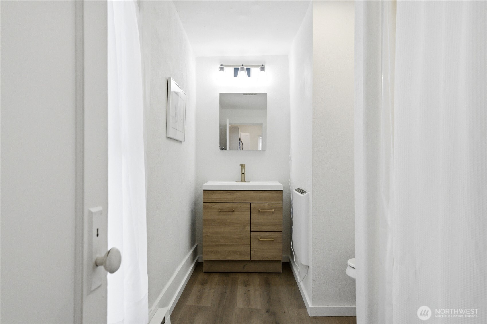 1040 Pomona Street Property Photo 21