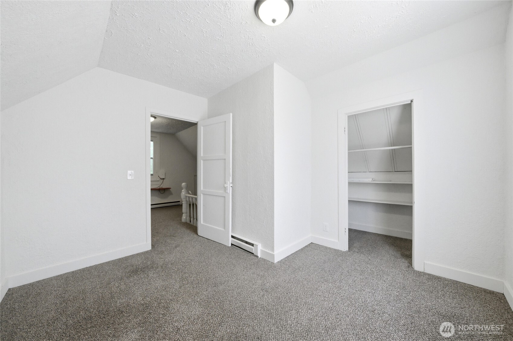 1040 Pomona Street Property Photo 26