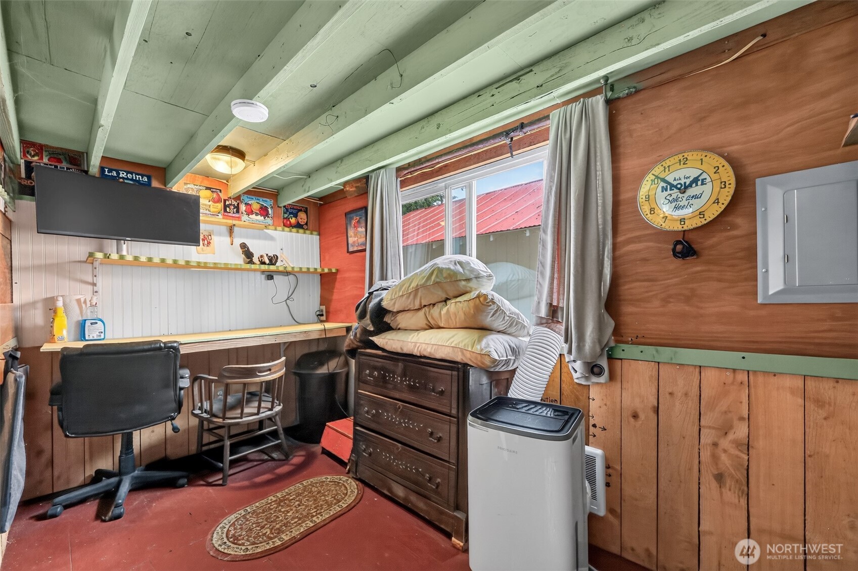 173 Young Road Property Photo 8