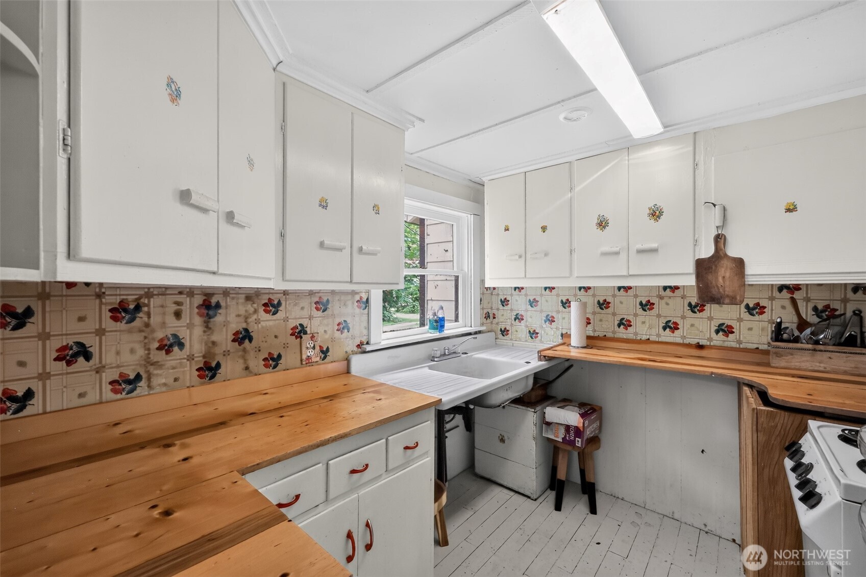 173 Young Road Property Photo 12