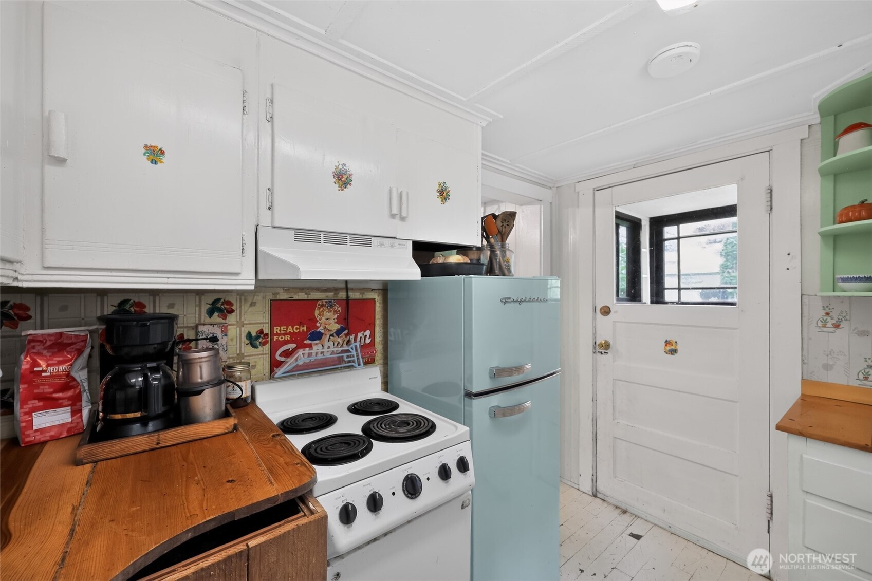 173 Young Road Property Photo 13