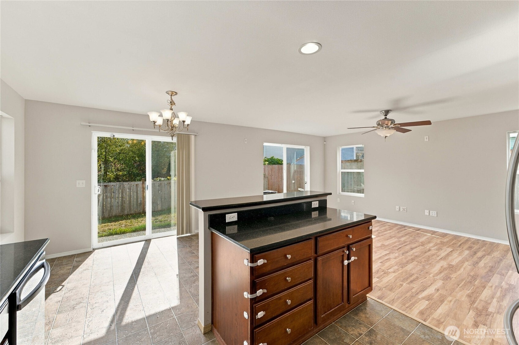 10416 24th Street Property Photo 12
