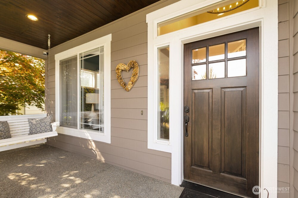 18306 92nd Avenue Property Photo 3