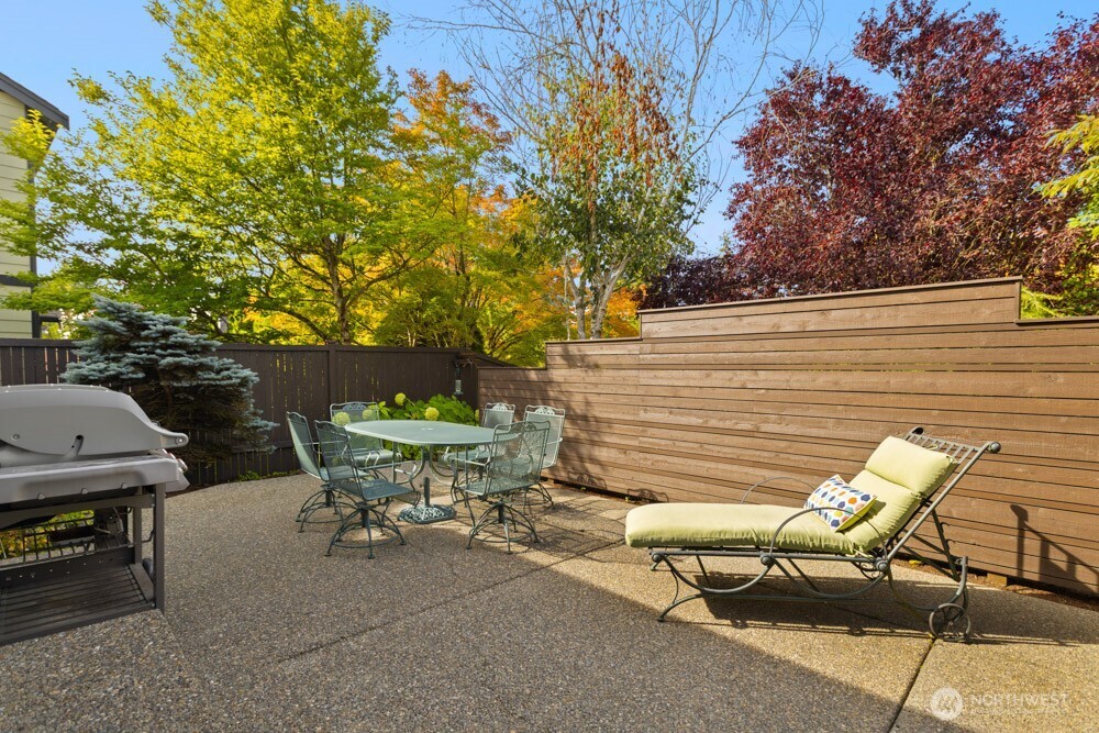 18306 92nd Avenue Property Photo 33