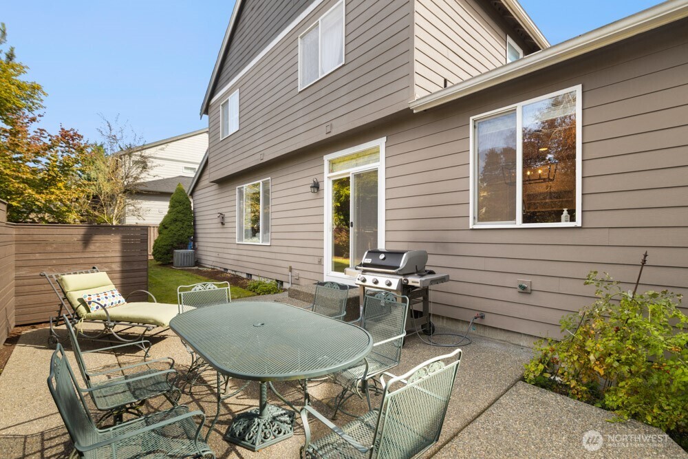 18306 92nd Avenue Property Photo 34