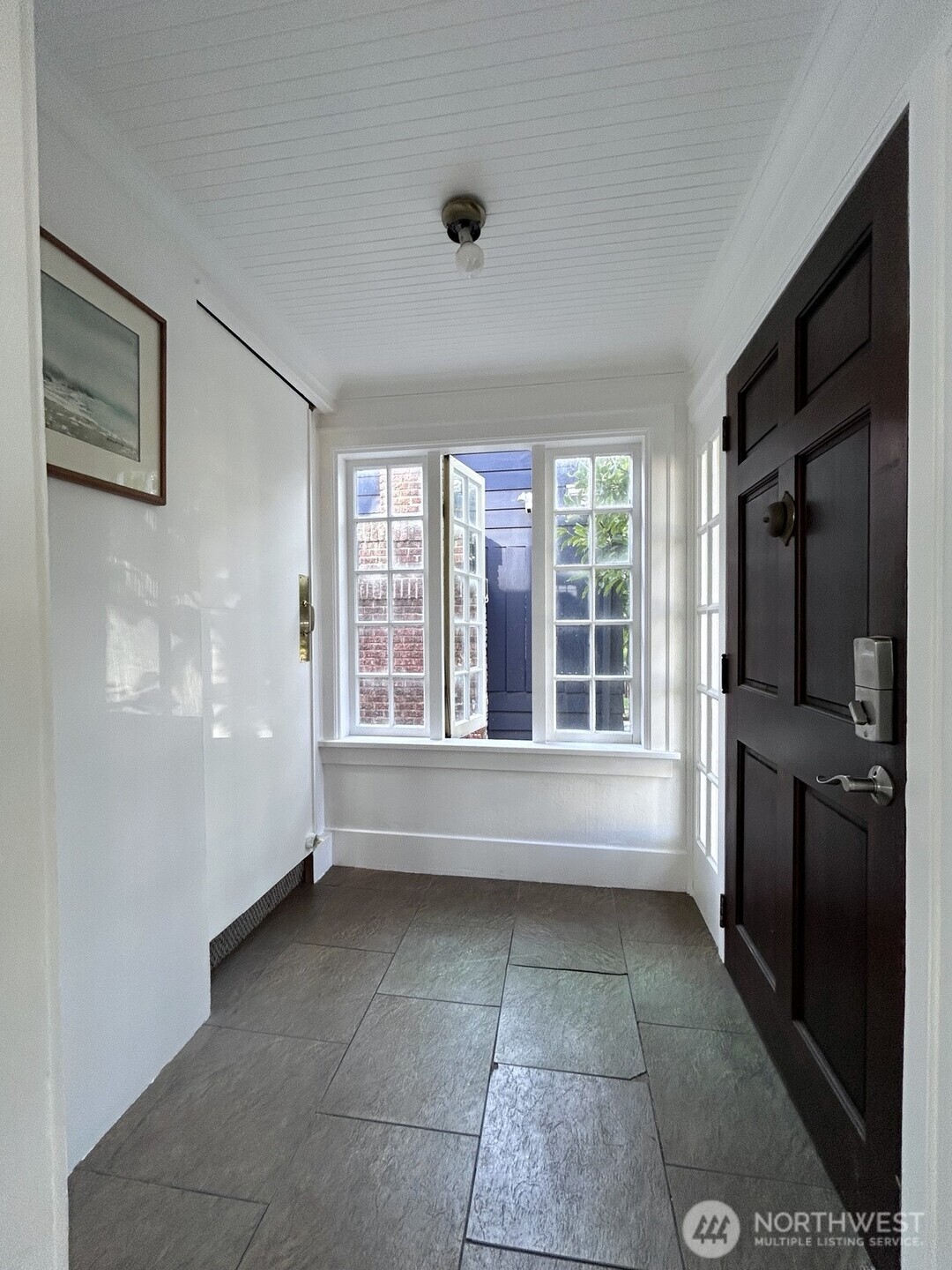 125 Ne 52nd Street Property Photo 3