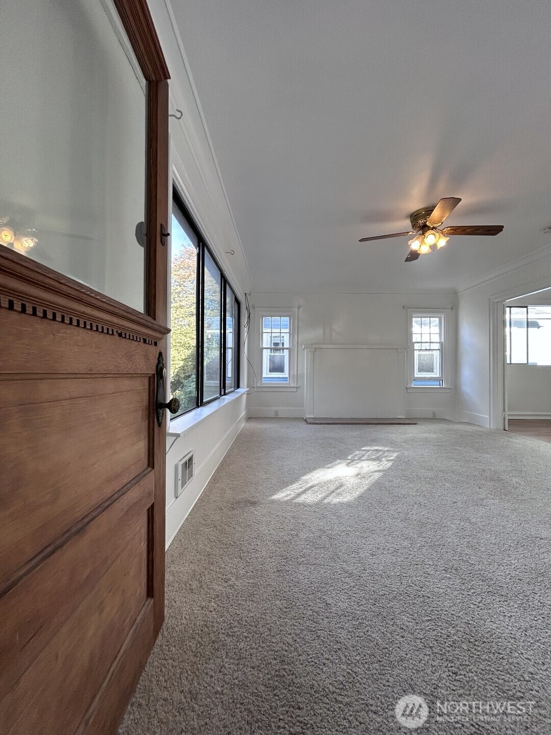 125 Ne 52nd Street Property Photo 4