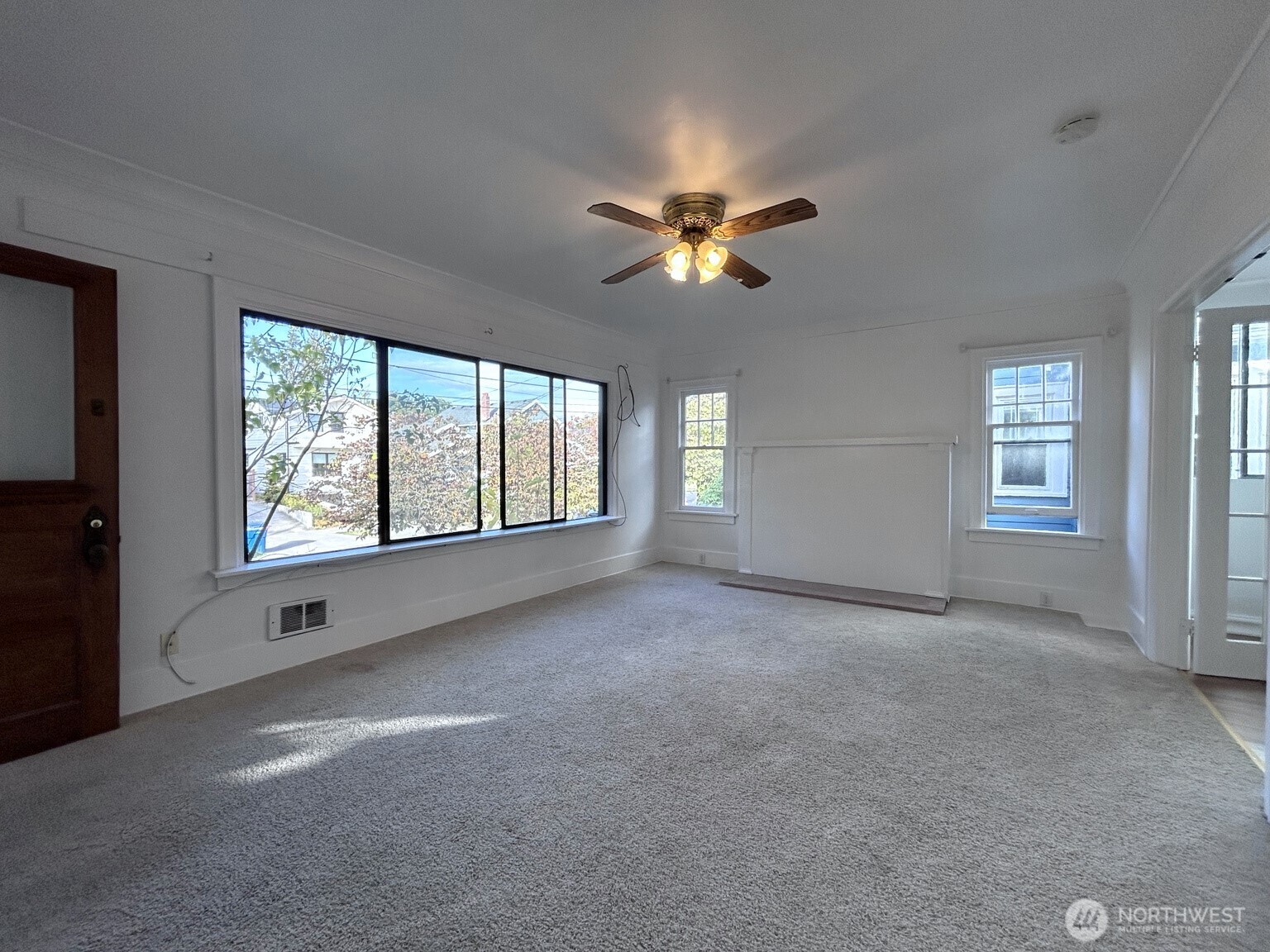 125 Ne 52nd Street Property Photo 6