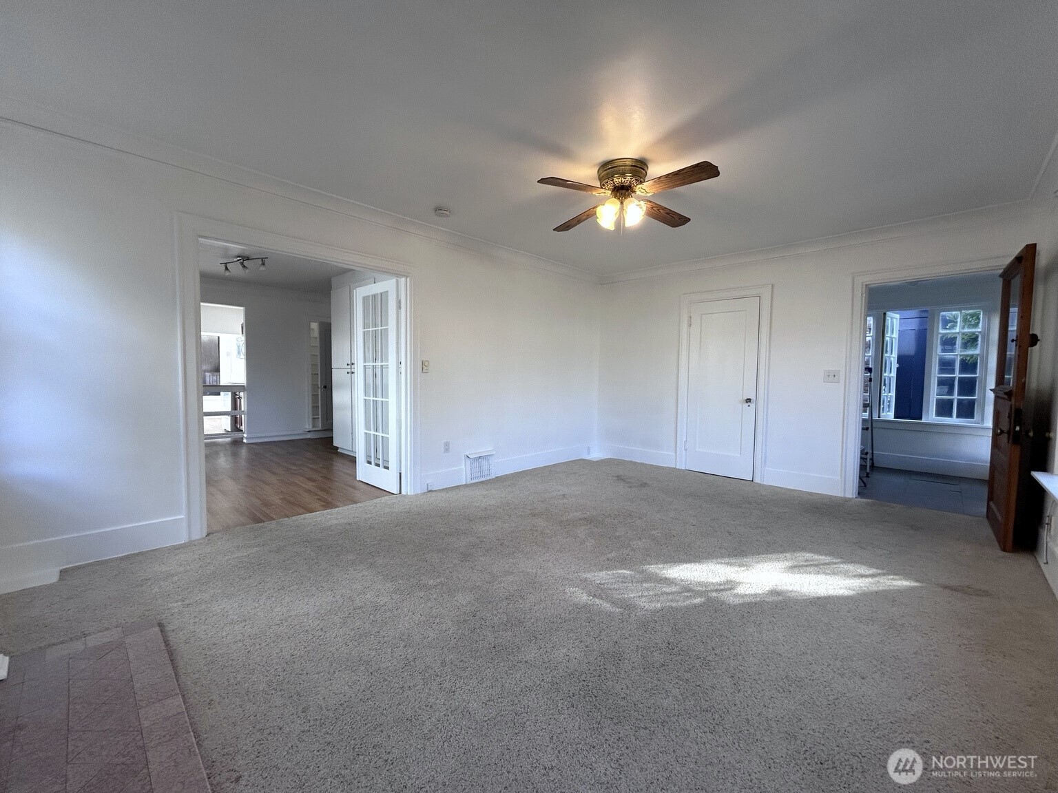 125 Ne 52nd Street Property Photo 9