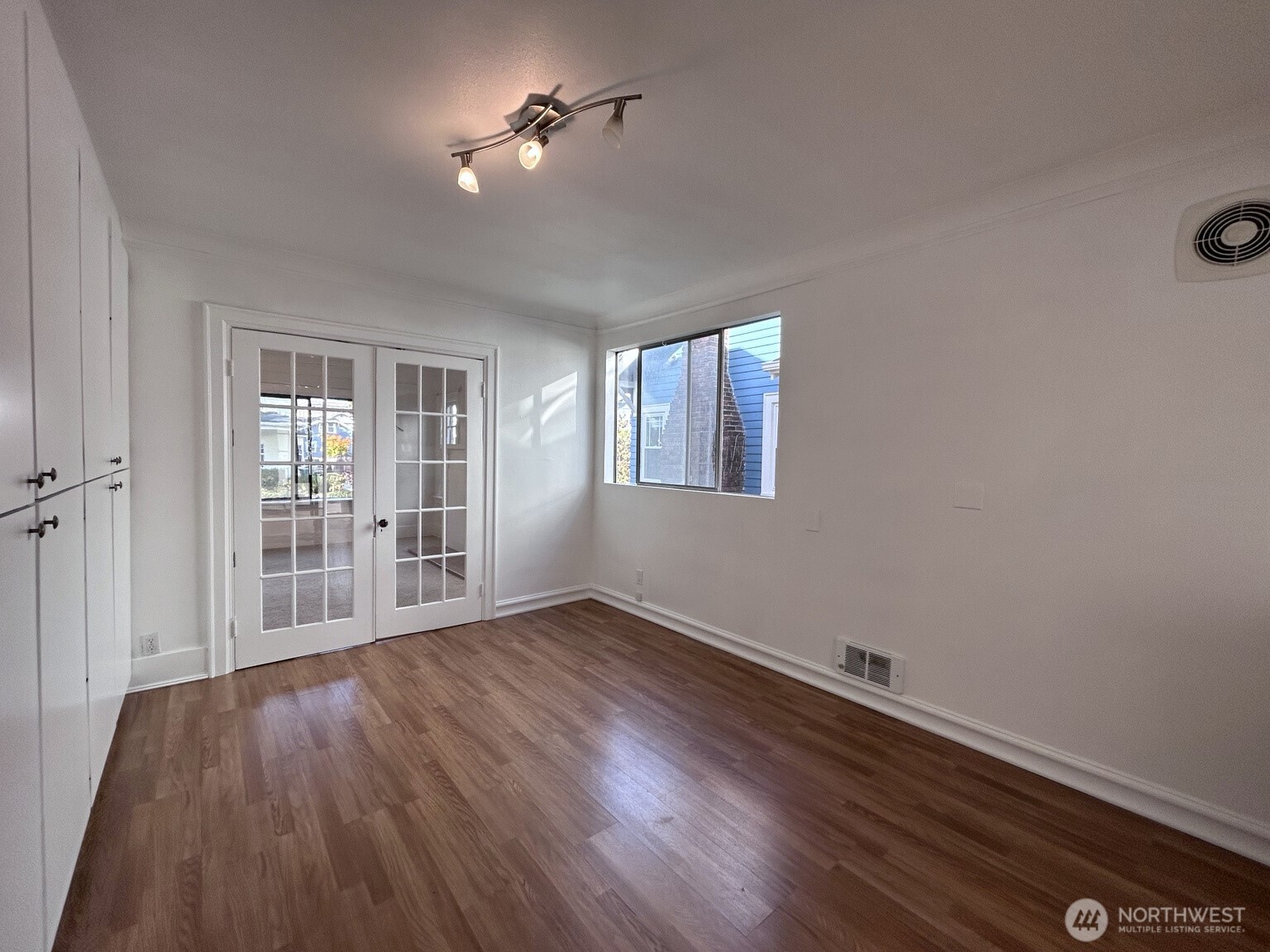 125 Ne 52nd Street Property Photo 11