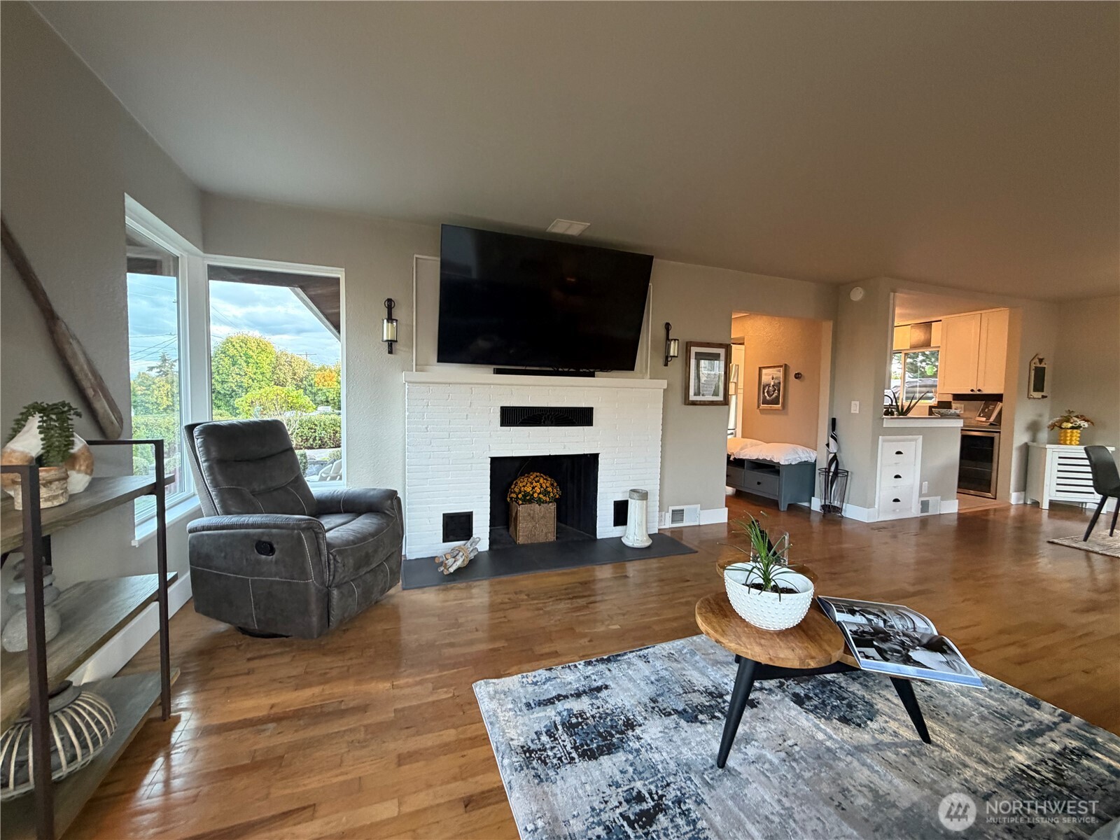 522 Hawthorne Street Property Photo 7
